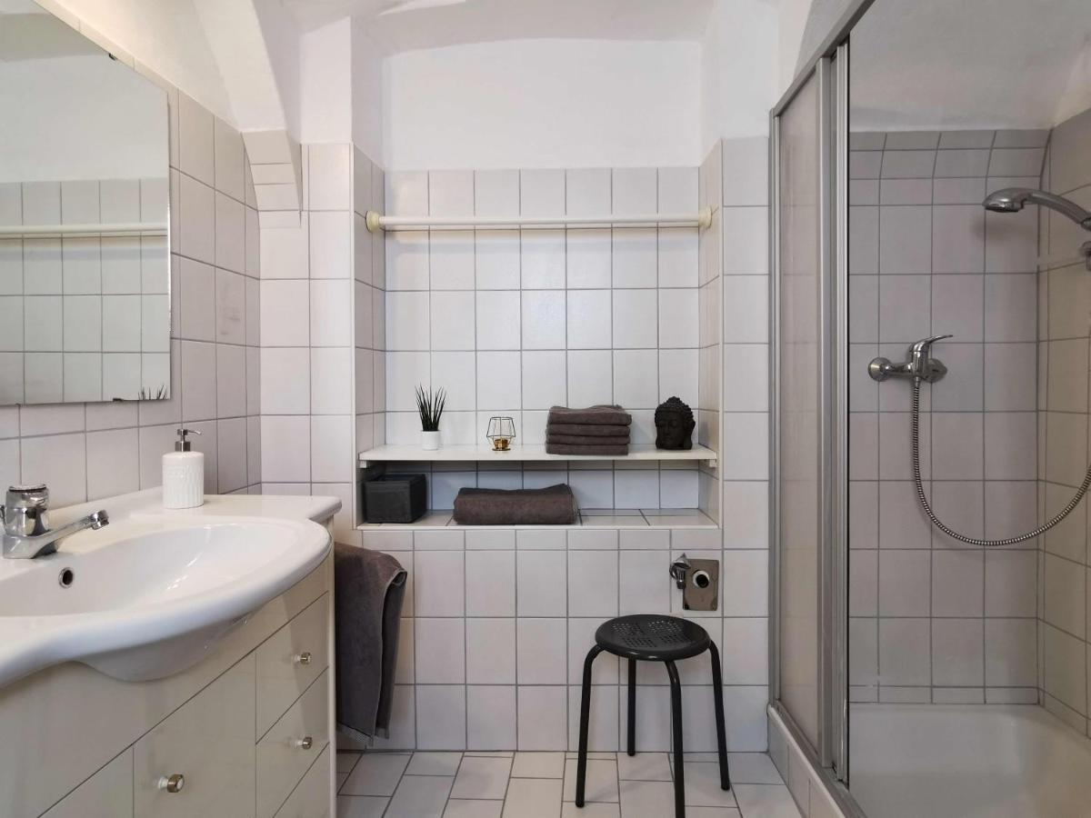 Ferienwohnung Himmelberg 80M2 In Der Altstadt Und Toll Fuer Familien كلاغنفورت المظهر الخارجي الصورة